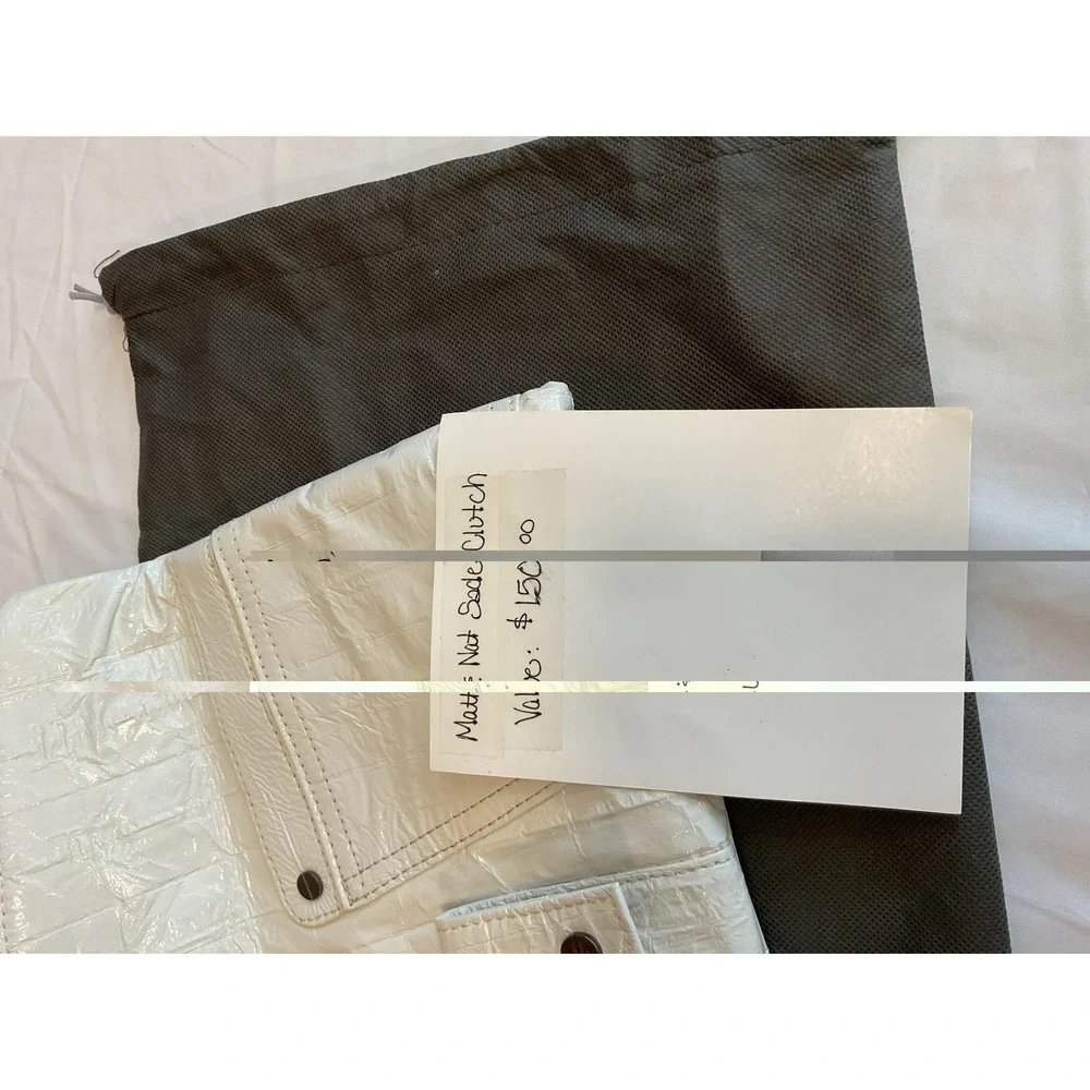 Matt & Nat White SadeClutch Handbag Vegan Leather Cruelty‎ Free New NWT